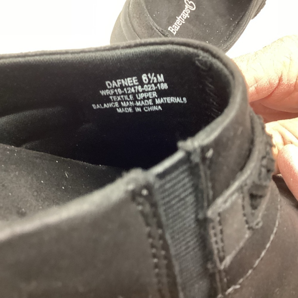 Bear Traps Women’s Dafnee Black Mules.  Size 6.5 - Picture 11 of 12